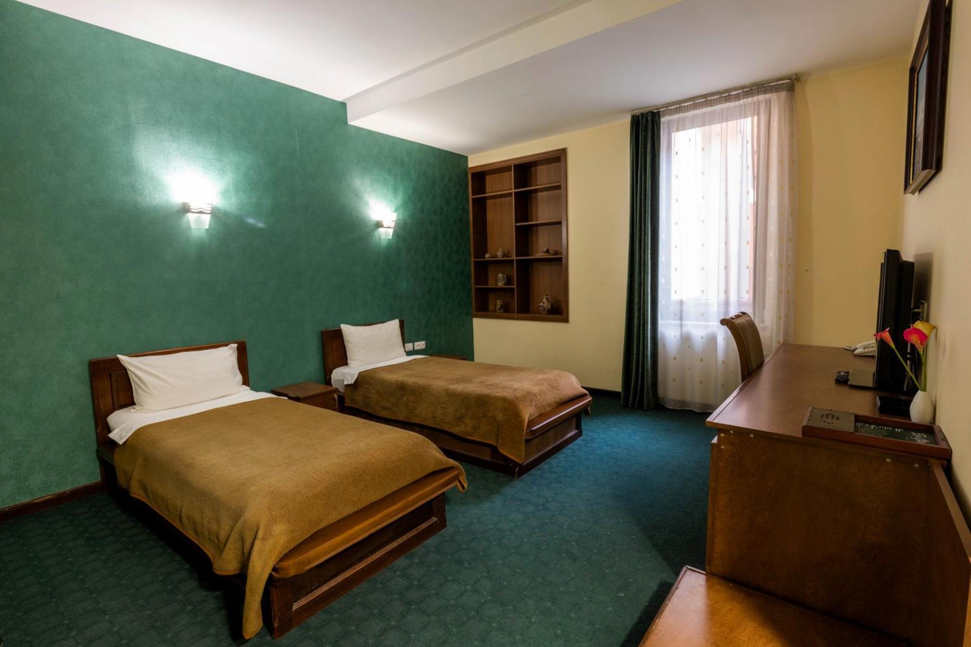 Ararat Hotel Jerevan Exteriör bild