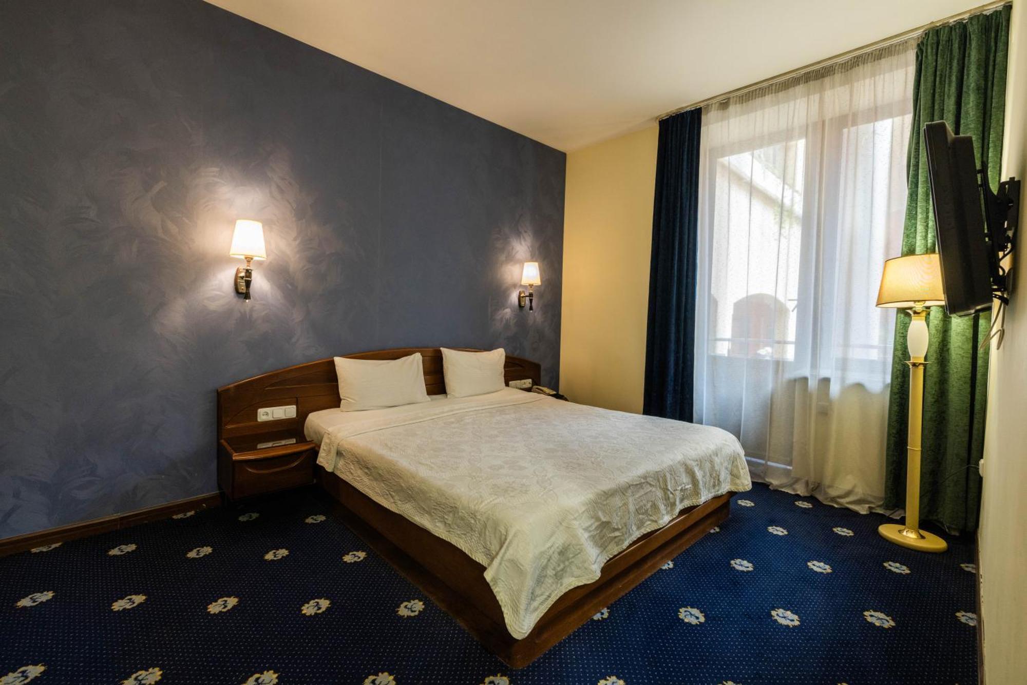Ararat Hotel Jerevan Exteriör bild